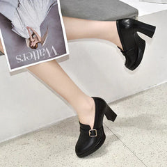 👠【35-40】2024 skórzane buty na grubym obcasie w nowym stylu